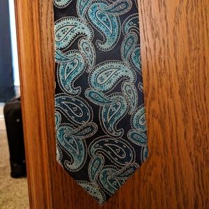 Pierre Cardin Men's Necktie Blue Paisley